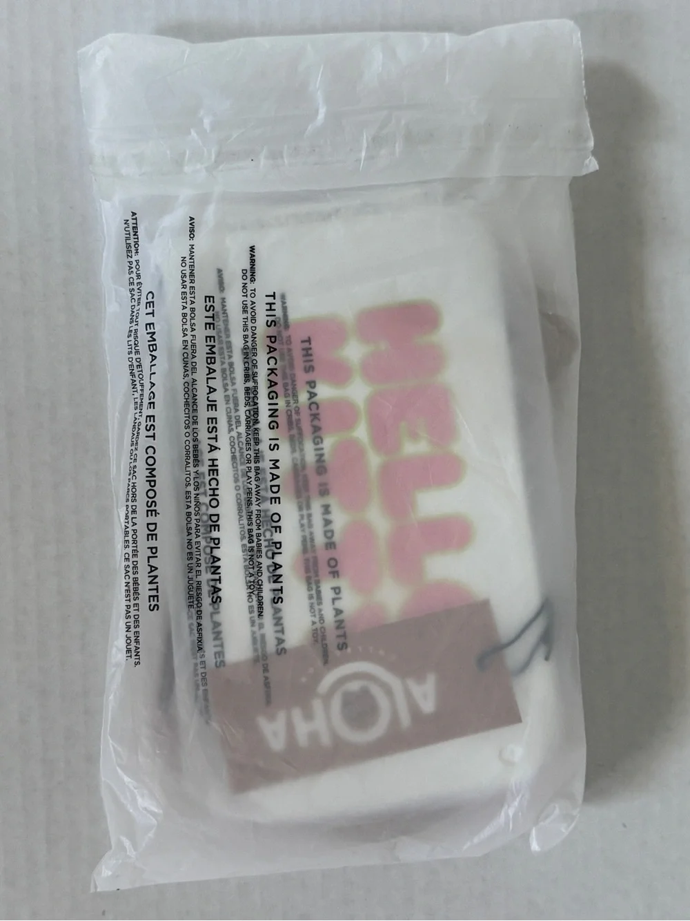 NWT Aloha Collection x Hello Kitty Palaka Icons Mini Pouch Set (3 pouches)